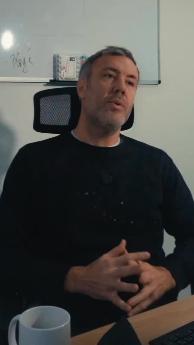 Instagram post from design030.berlin. This post is in position 4.