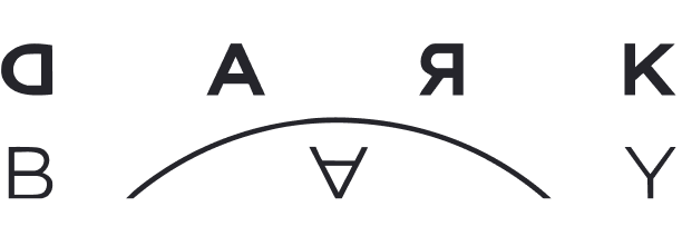 Logo eines Kunden: DARKBAY-Logo in schwarzer Farbe